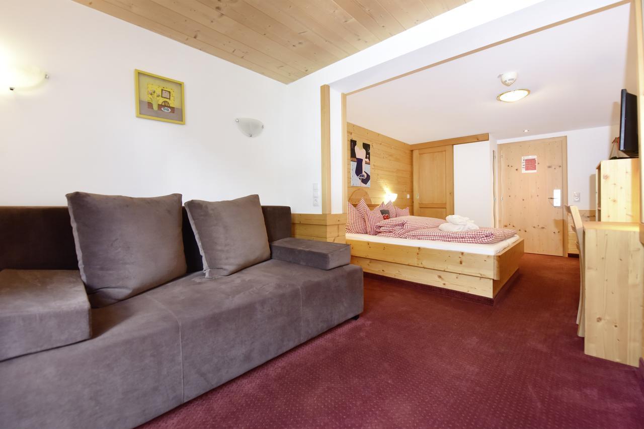 Hotel Valluela Sankt Gallenkirch Ngoại thất bức ảnh