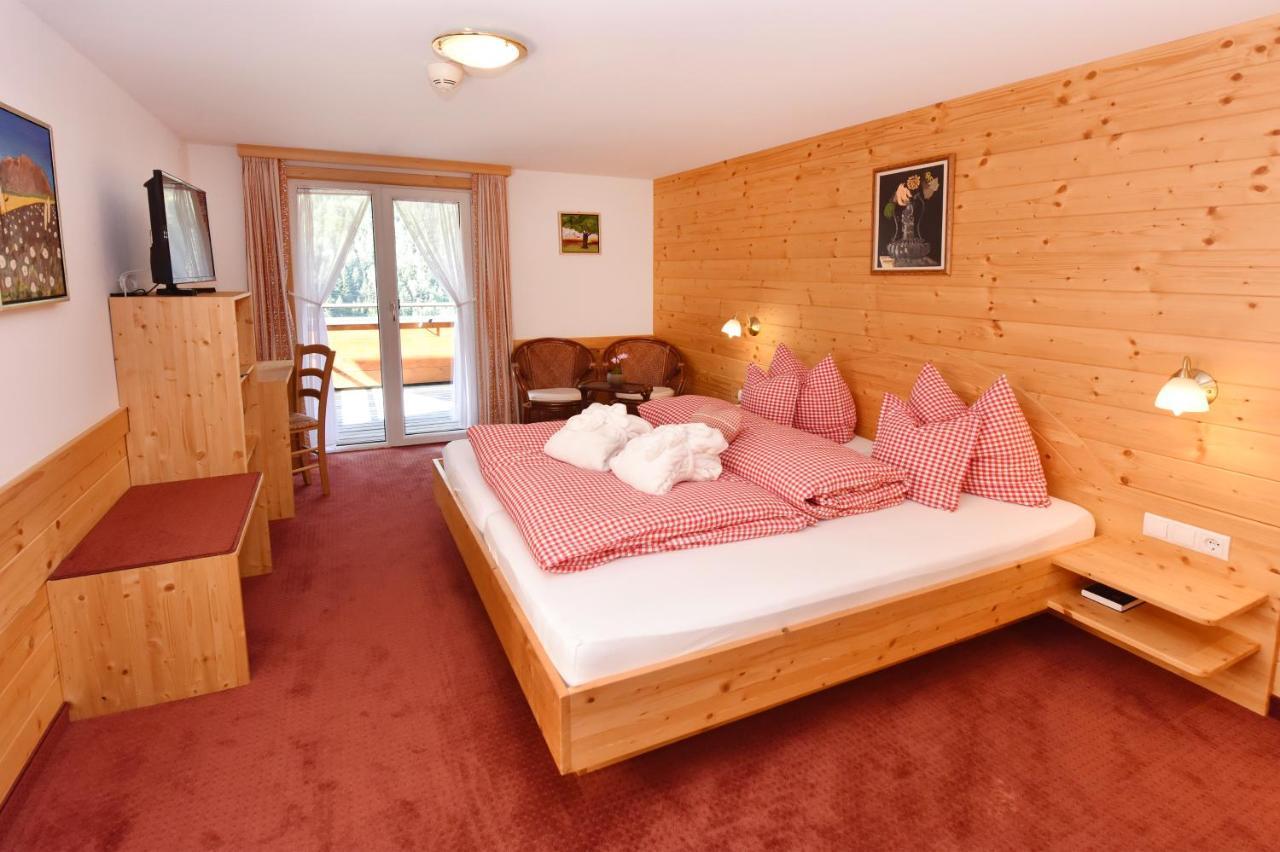 Hotel Valluela Sankt Gallenkirch Ngoại thất bức ảnh